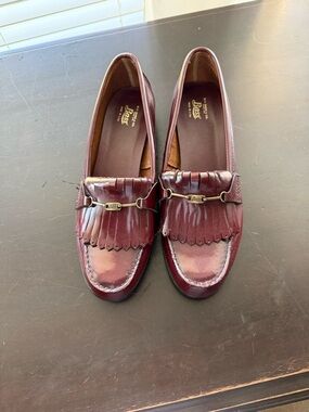 Bass Burgundy Leather Kiltie Loafers with Gold Accent